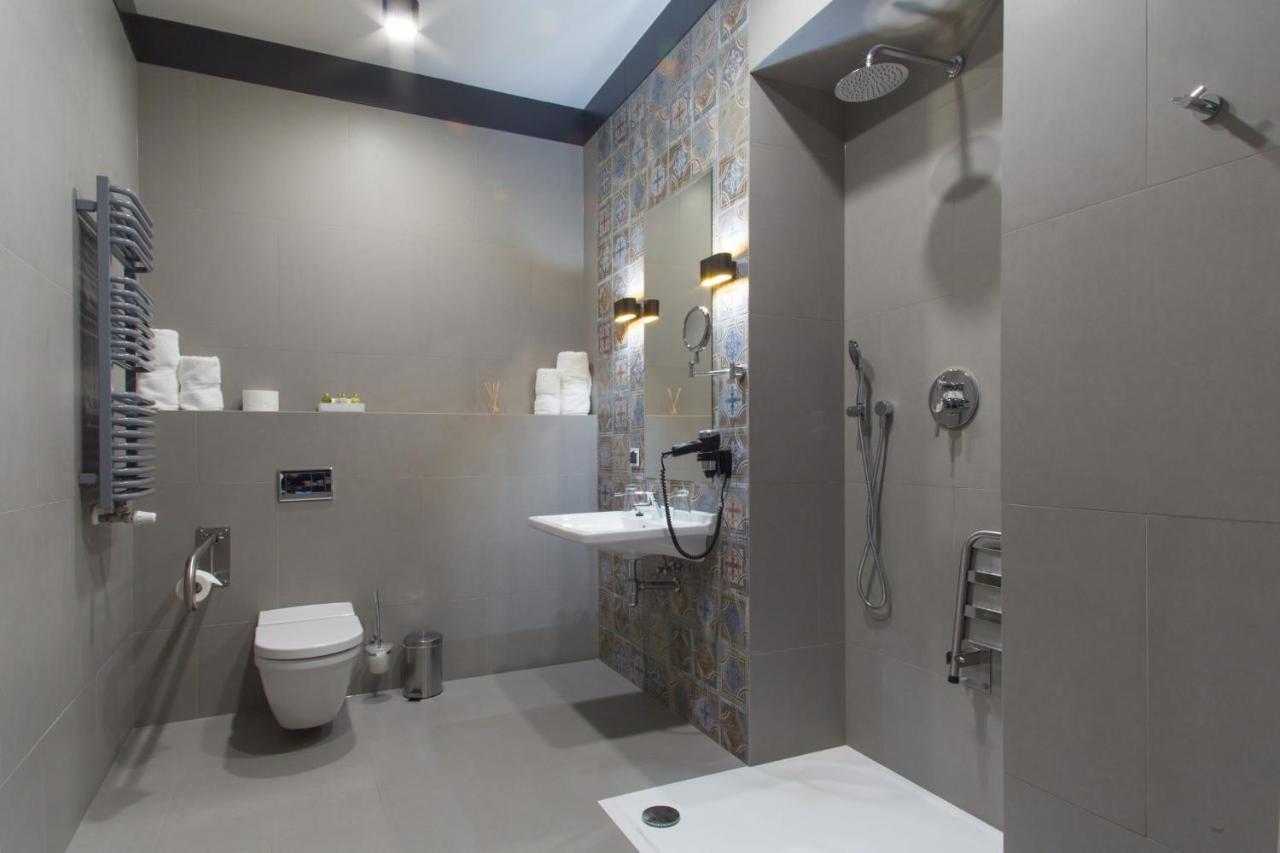 Hotel Nihil Novi 라돔 외부 사진